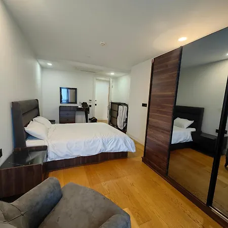 1 Bedroom In Prime Near Pullman İstanbul