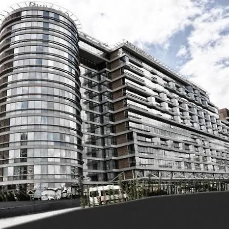 1 Bedroom In Prime Near Pullman דירה *