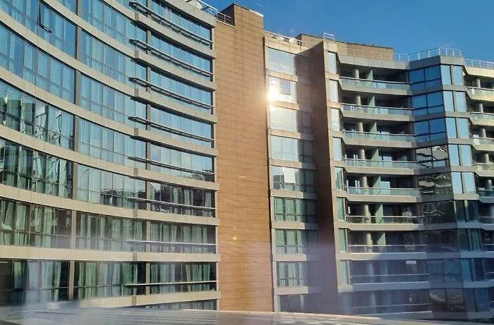 1 Bedroom In Prime Near Pullman İstanbul